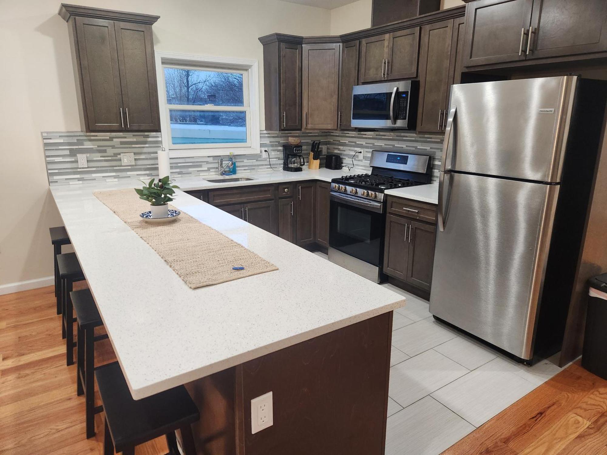 Pleasing 3Br Apt, Mins To Nyc Jersey City Bilik gambar